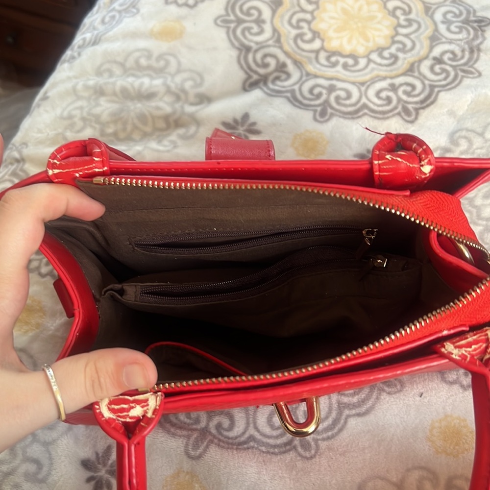 Red Handbag - Picture 3 of 3